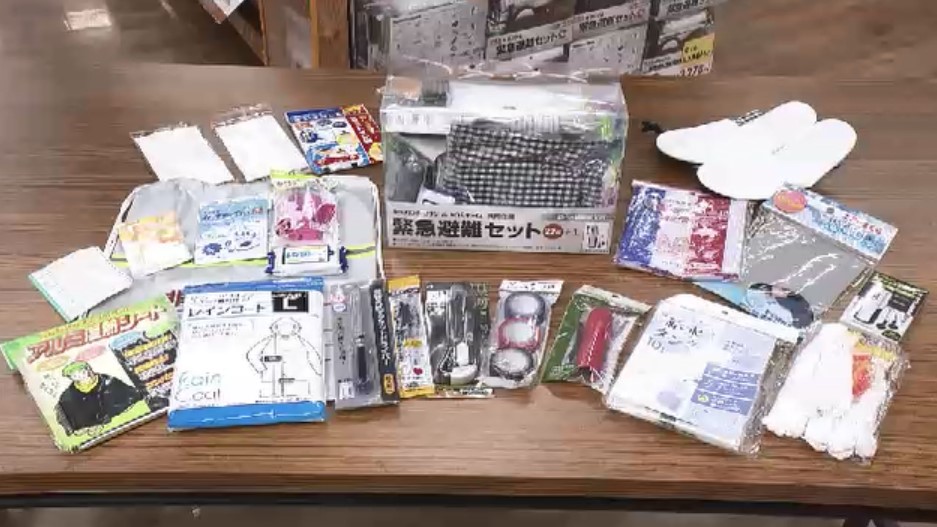 防災グッズ売り上げ“５倍以上”の店舗も　能登半島地震で高まる需要　家具転倒防止ポールなど売れ筋