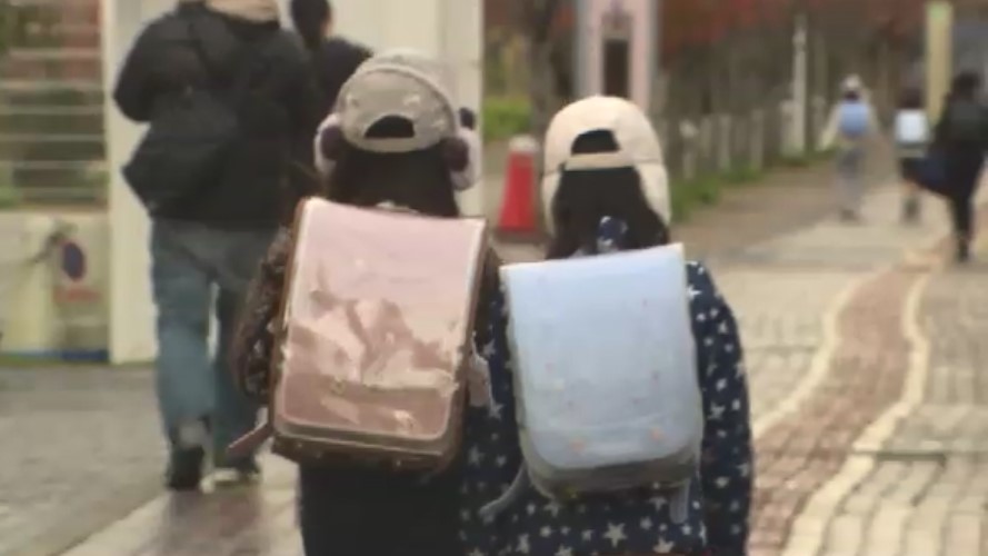 日中の最高気温は今季最低か…寒気の影響でこの時期らしい寒さに　雨と風で体感気温はさらに低く　福岡