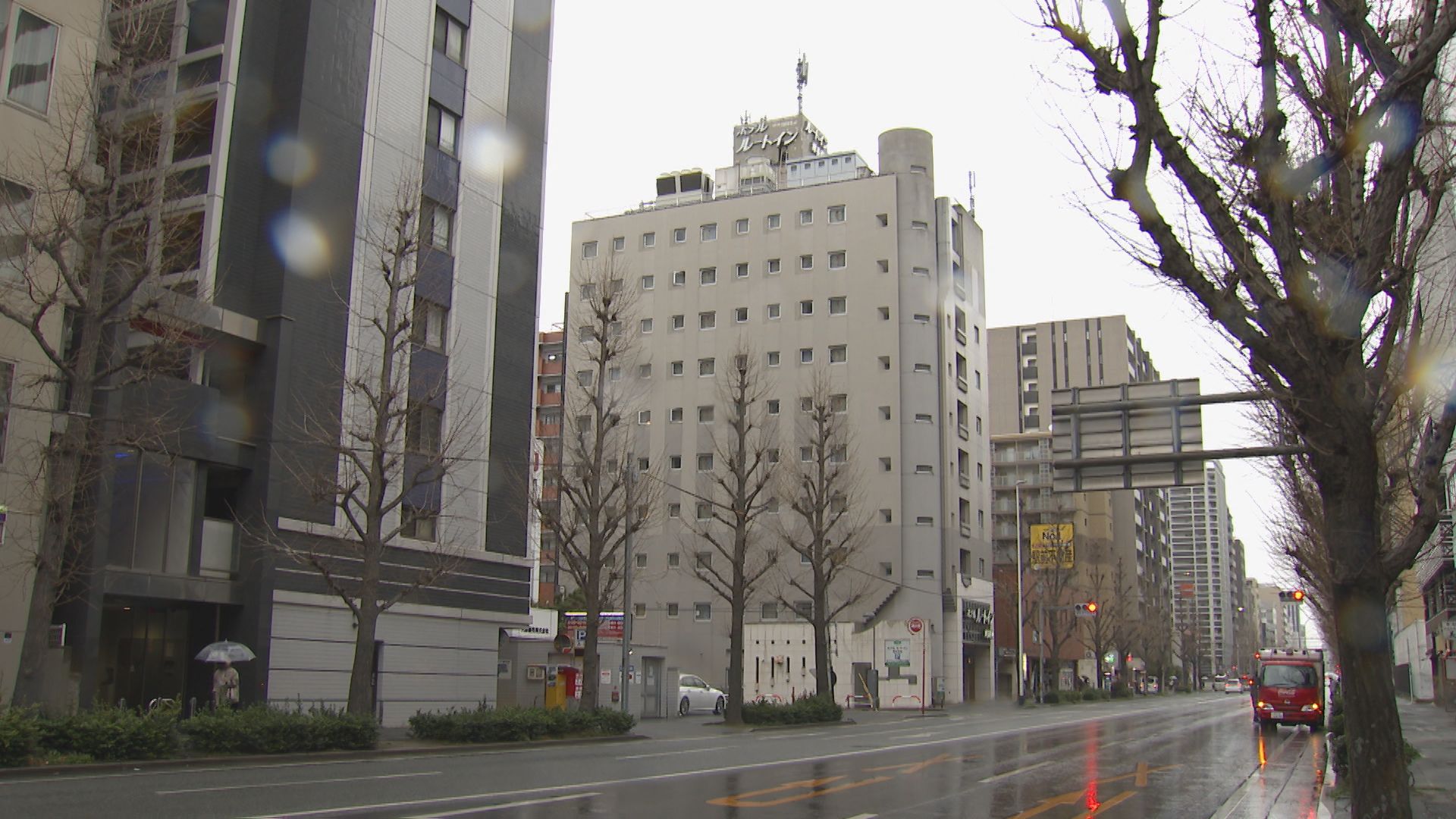 【速報】博多駅近くのホテルから転落か　１０歳未満の男児死亡　父親が１１９番通報　福岡市