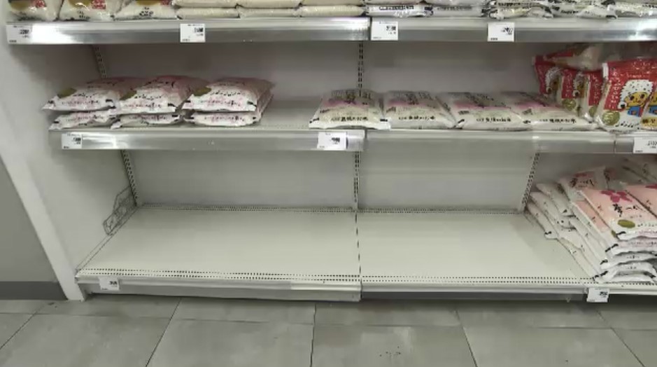 約100袋がわずか2日で…備蓄米あっという間に売り切れ　スーパー平均価格は再び上昇5キロ4268円に　江藤農水相「米は買ったことない」発言も波紋　福岡