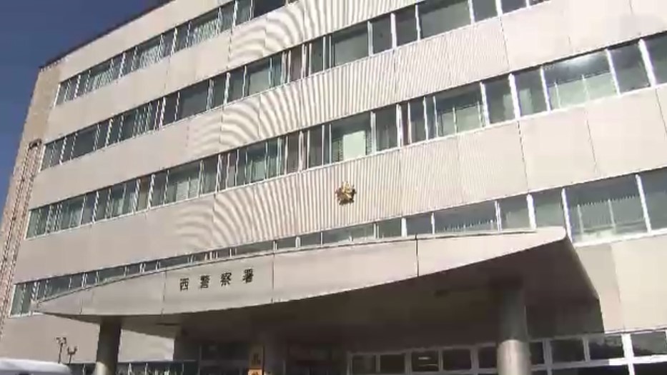 踏切で列車と衝突し男性死亡　JR筑肥線が一時運転見合わせ　乗客３００人にけがなし　福岡市