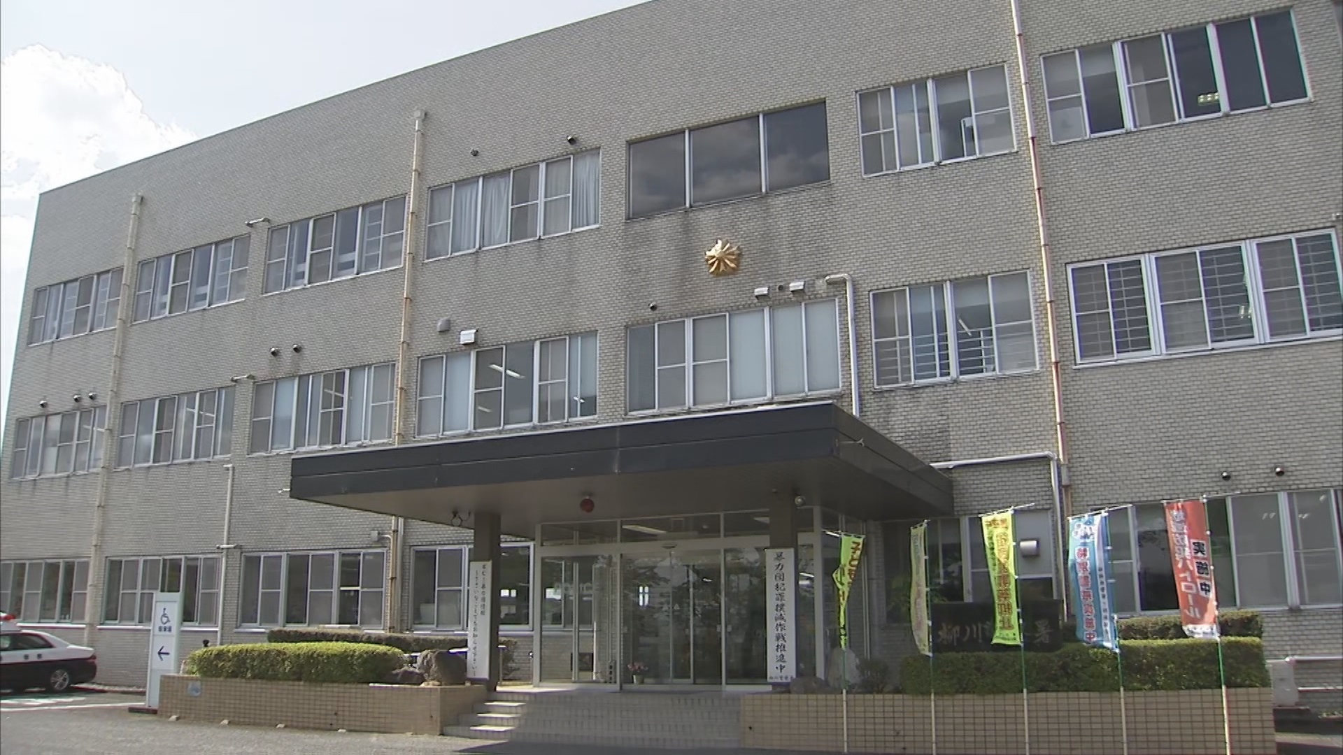 運転手の男“目をそらす”不審な動き　パトカーが追跡し停車求める　基準値超えるアルコール　２３歳の男を酒気帯び運転の現行犯で逮捕　福岡・柳川市