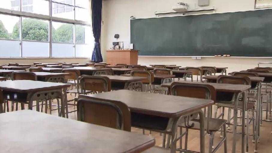 早くもインフルエンザ流行の兆し　県内で学級閉鎖相次ぐ　長引く暑さも一因か　エアコン使用で換気不十分に　福岡