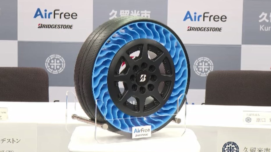 空気いらずでパンク知らず「次世代タイヤ」　ブリヂストン創業の地で実証実験へ　強さと柔軟性備えた特殊樹脂が支える　福岡・久留米市