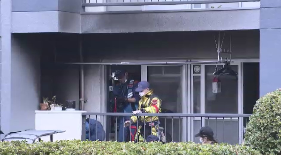 団地のベランダで不審火 洗濯物や壁の一部など焼ける 住人男性がやけど 福岡市