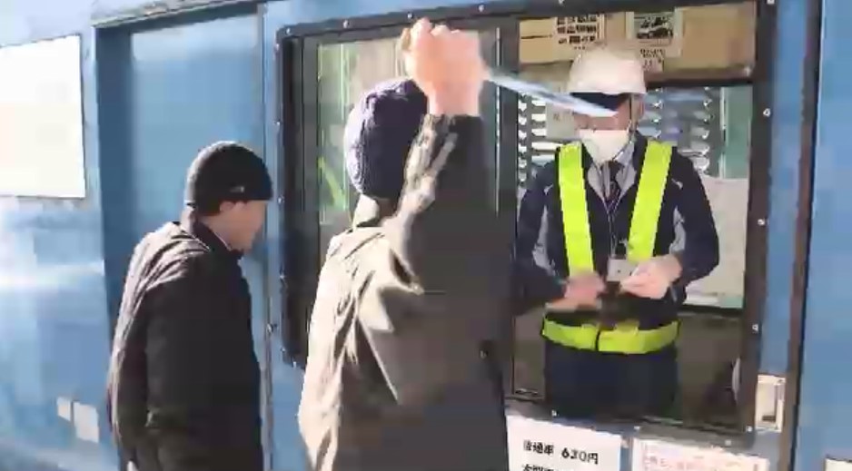 “都市高速道路の料金所に強盗”想定で防犯訓練 交通量増える年末年始を前に 「日頃から意識を持ち続けることが大切」 福岡市