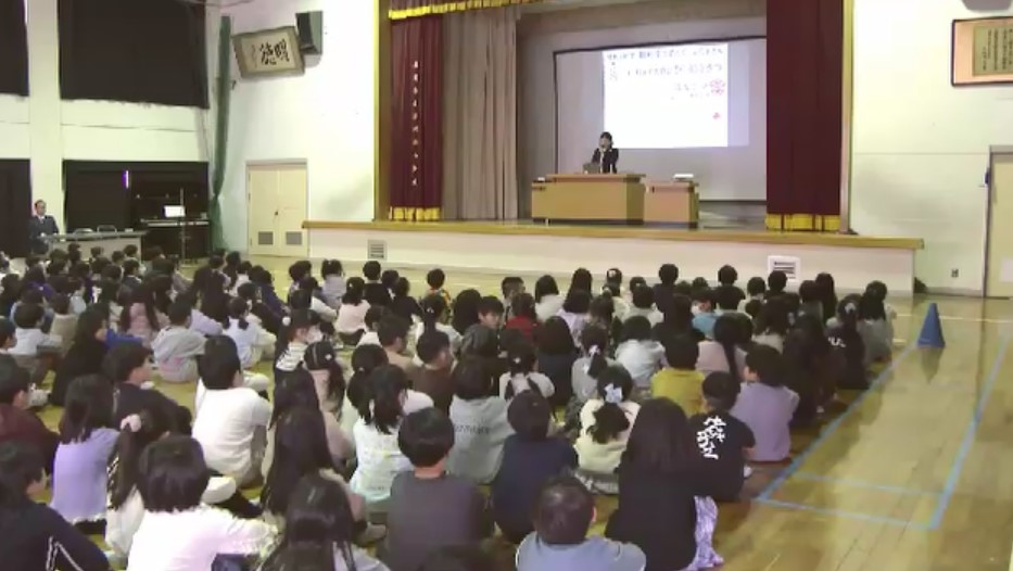 福岡市の小中学校で2学期の終業式　24日から2週間の冬休み　「体に気を付けて楽しい時間を」