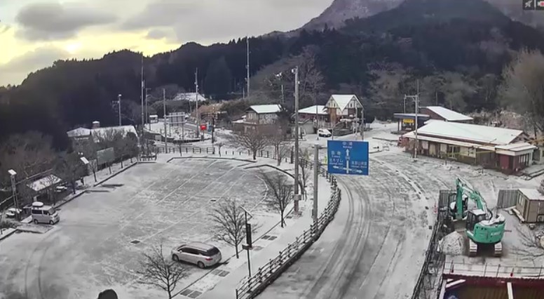 福岡で初雪観測 26日にかけて山地で大雪に注意 多いところで3センチ 平地でも積雪予想 道路凍結など注意 気象台