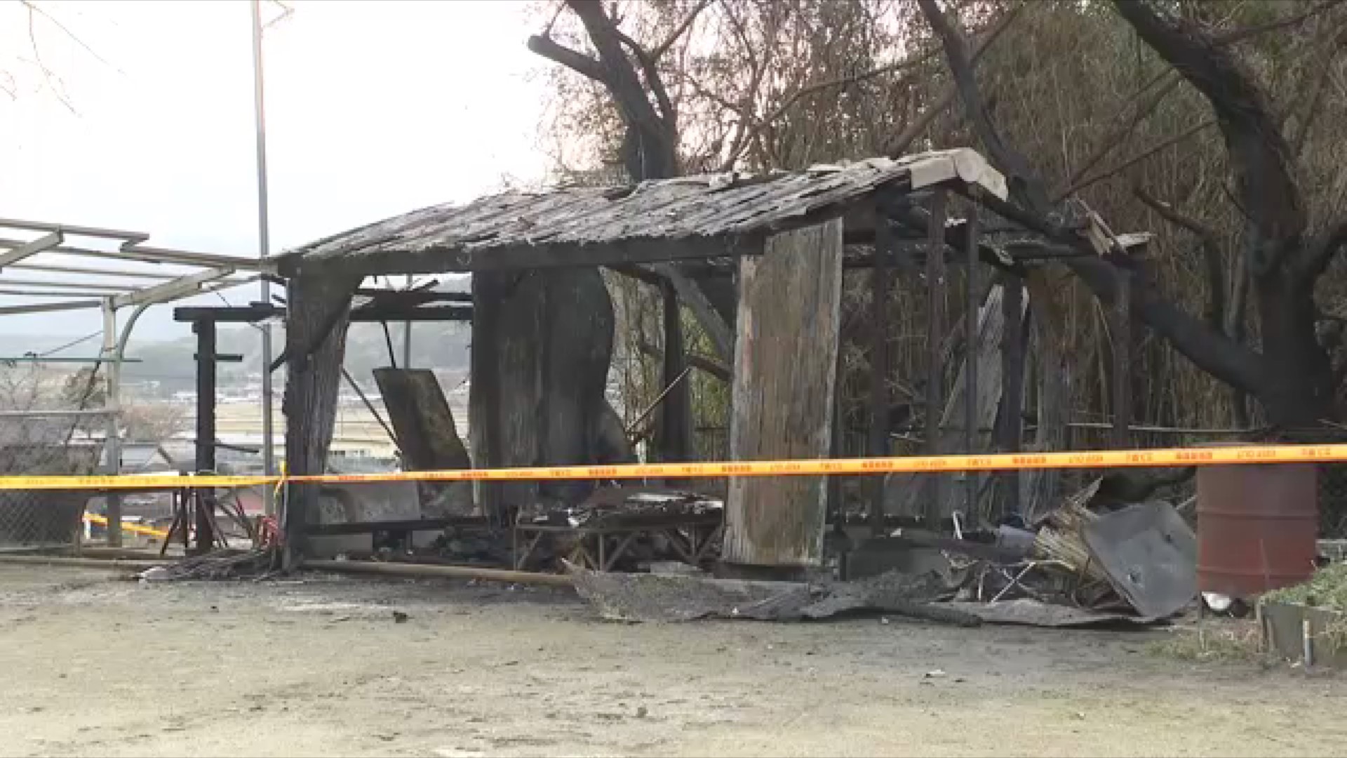 深夜から未明に3件の不審火 庭の草木や公園の小屋、農業用ハウスが焼ける 火の気なく関連調べる 嘉麻市と桂川町 福岡