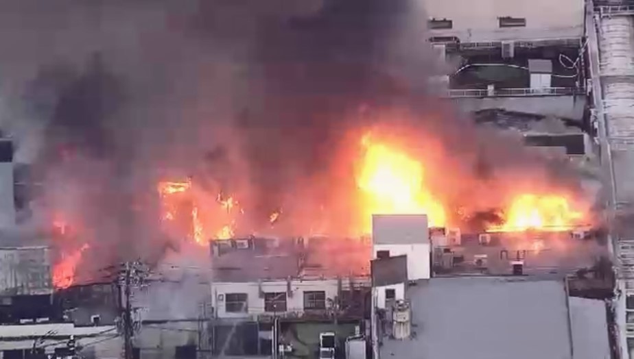 鳥町食道街の大規模火災　元飲食店経営者（71）に禁錮2年・執行猶予4年の有罪判決「自身も廃業するなど酌むべき事情ある」　福岡・北九州市