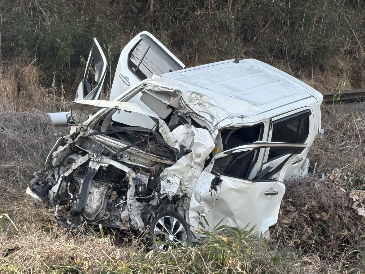 JR筑豊線の踏切で列車と車が衝突 桂川~原田間の上下線で運転見合わせ 福岡・飯塚市【午前10時15分現在】
