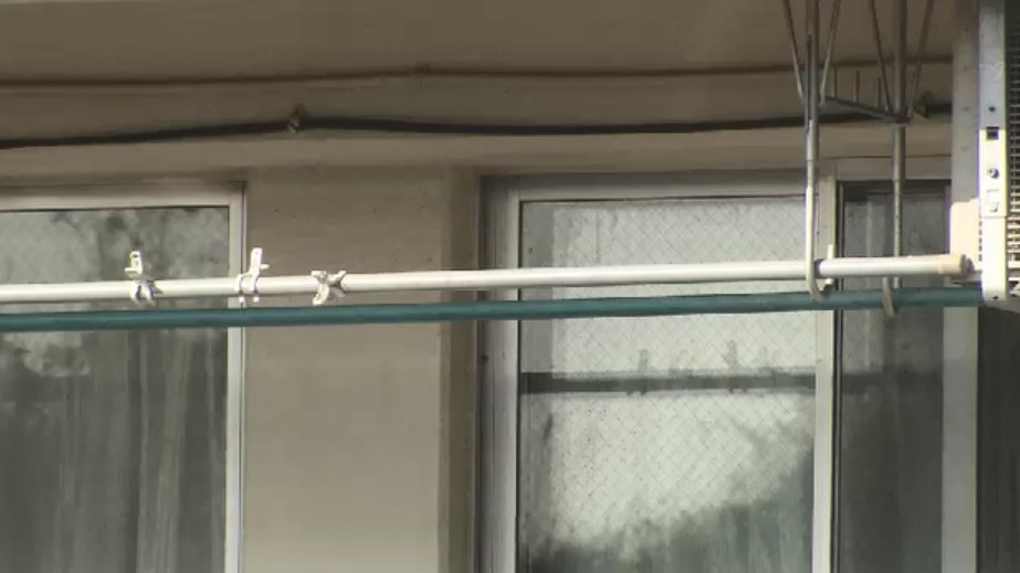 女児2人は首を強く絞められ死亡と判明　1人は首に切り傷　30代母親から事情を聴く　福岡・嘉麻市の施設