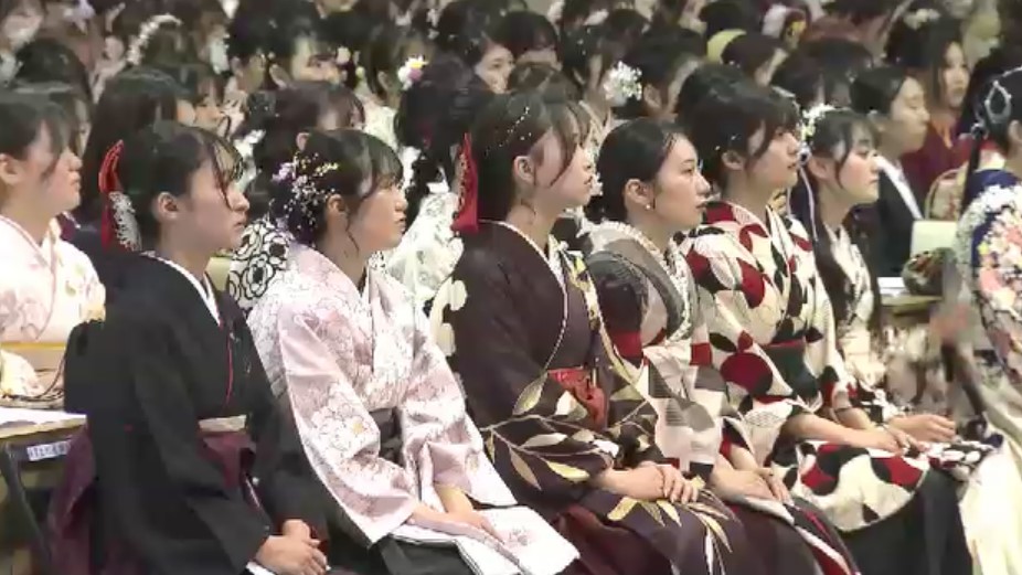 筑紫女学園大学で卒業式　497人が新たな門出　コロナ禍に入学も「仲間と困難を乗り越えた時間が何よりの財産」　福岡・太宰府市