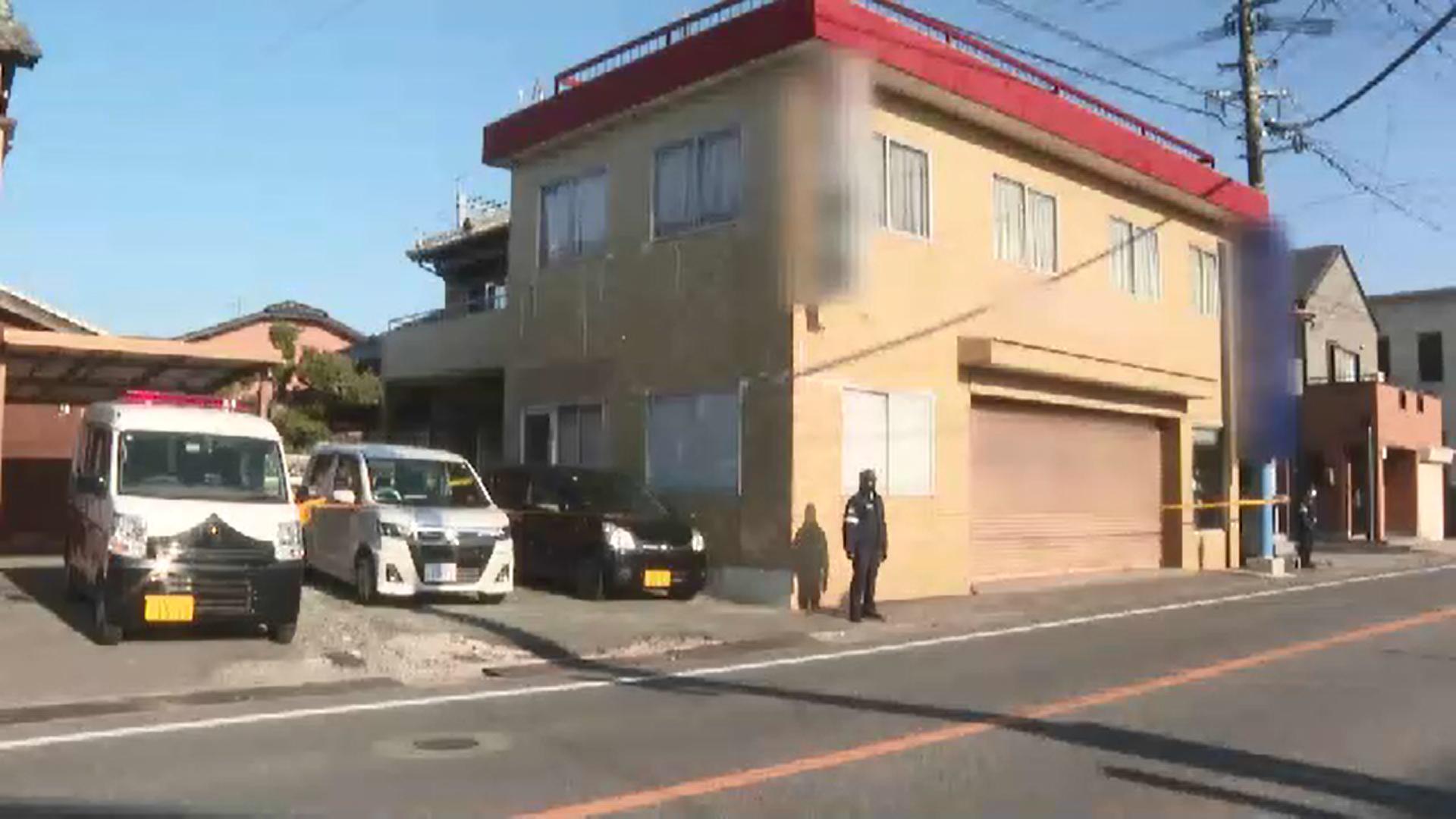 住宅敷地内で流血し倒れた女性が死亡 「妻と息子がもめている」と110番 男女3人が救急搬送 福岡・久留米市