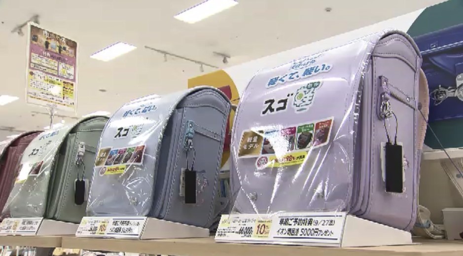 早くも来年向けのランドセル商戦　人気は「2色づかい」カスタムなら622万通りも　前倒しが進む“ラン活”最新事情　福岡