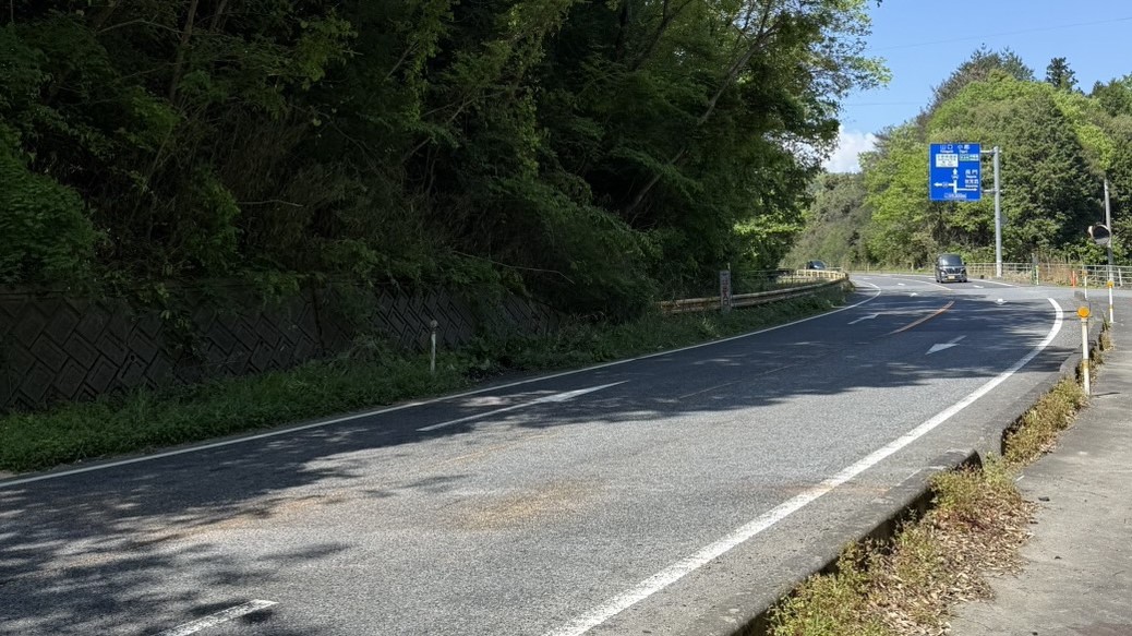 対向車同士が衝突　男子児童（8）と男性（25）が死亡　どちらかが車線をはみ出したか　山口・美祢市