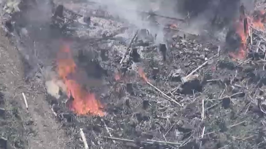 久留米市の山火事で自主避難所を開設　ペット同伴可能　耳納スカイラインは一部で通行止め　現場では消火活動続く　福岡