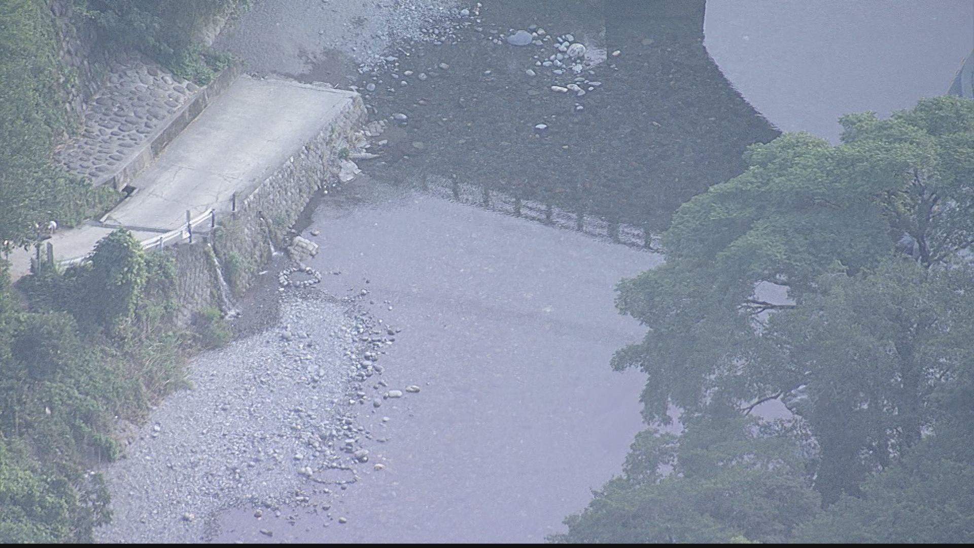 【速報】福岡・八女市の川で水難事故 「4人で泳いでいたところ1人が上がってこない」と通報 20代男性か
