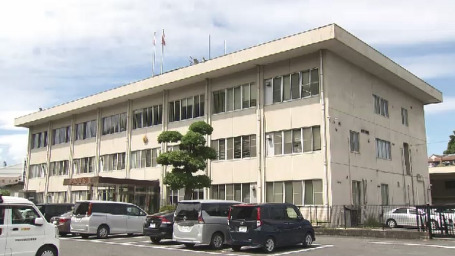 19歳少女を“酒酔い運転”で逮捕　呼気1リットル“0.51mg”アルコール検出　「ウイスキーボンボンを10個以上食べた」と否認　数値基準導入後の逮捕は県内初　福岡
