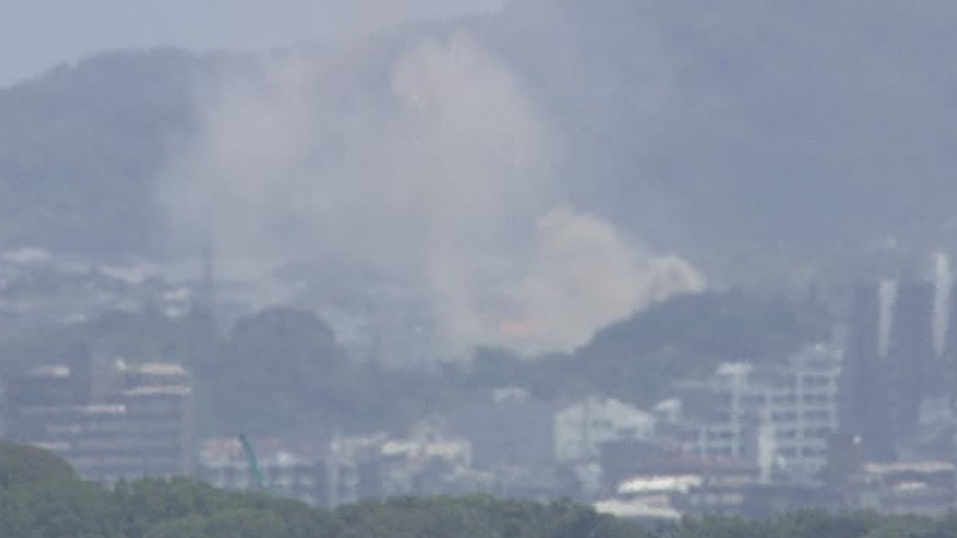 【速報】「住宅の1階から出火した」 春日市で住宅火災 煙が高く上がる 福岡