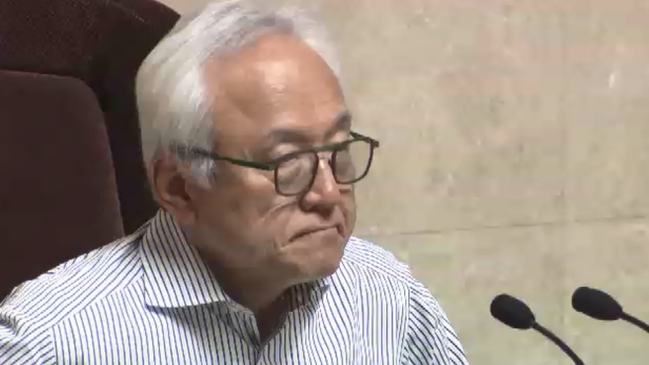 蔵内勇夫議長の不信任決議案提出へ調整　“金銭授受”疑惑を証言の吉松県議　17日の臨時議会で　福岡県議会