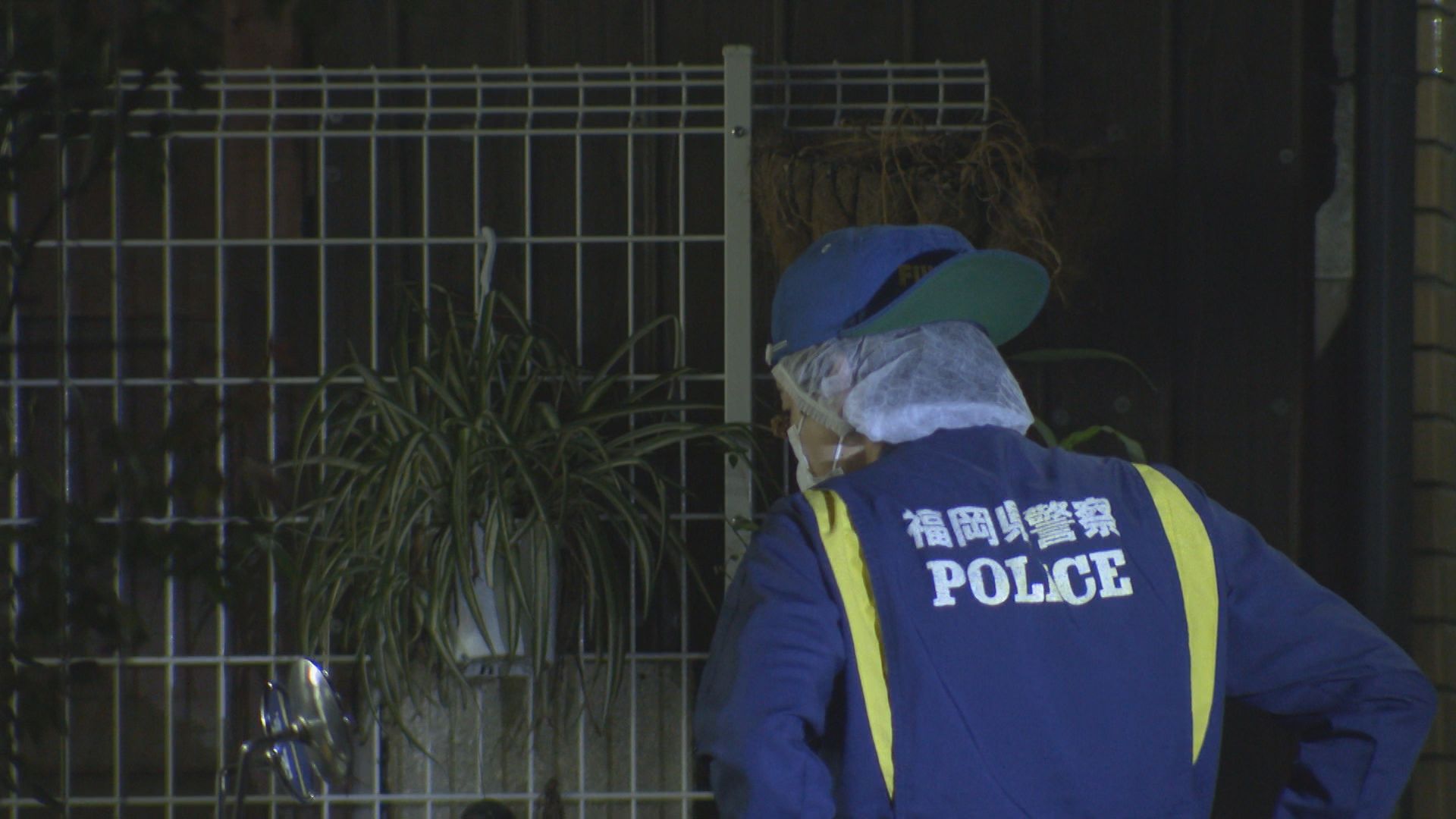 福岡市東区で強盗事件　３人組の男が現金を奪って車で逃走か　半袖シャツにズボン姿で顔にはマスク　福岡市東区