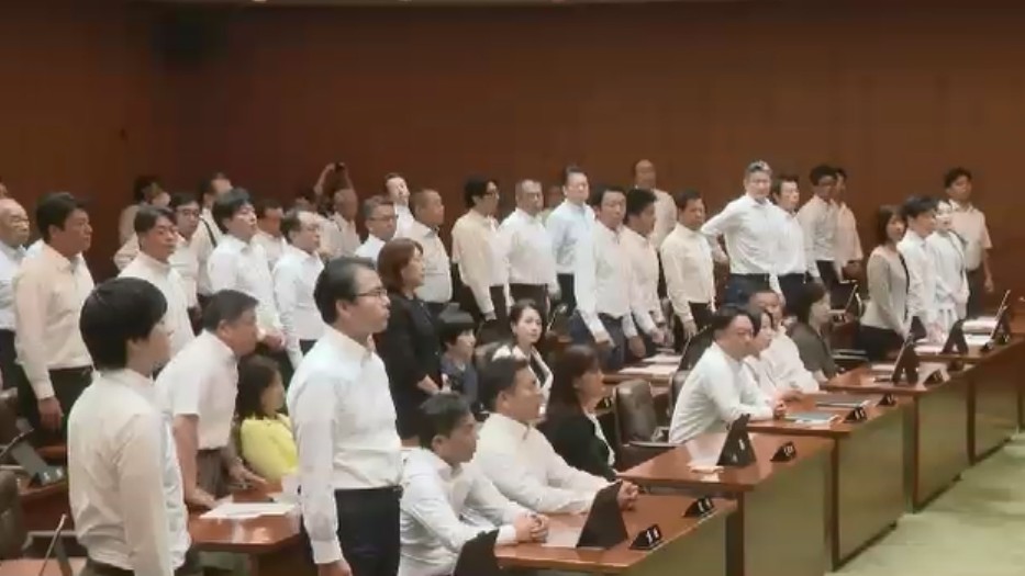 「辞職勧告」採決取りやめ…“奇策”の舞台裏 自民若手「実利を取りに行った」第2会派も賛否二分 繰り返される密室政治に批判の声 福岡