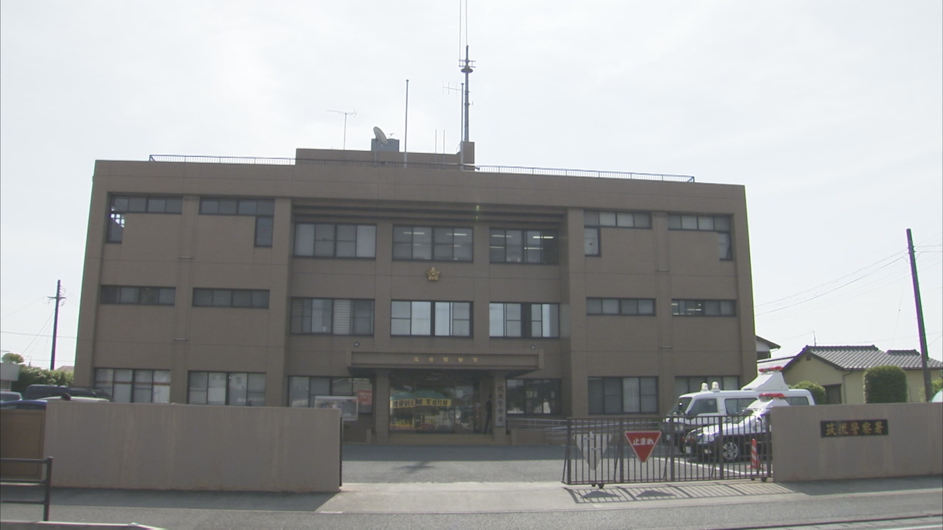 米を万引き→声かけた私服保安員の手をかんでけがさせた疑い　強盗致傷容疑で36歳男を逮捕　車で逃走もナンバーなどで関与が浮上　福岡