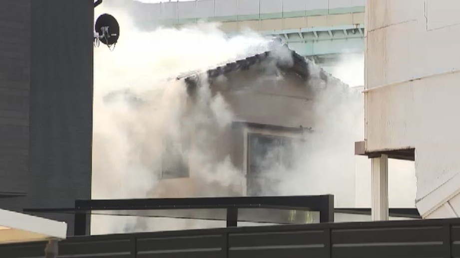 空き家1棟を全焼 周辺の住宅も焼ける 出火前には家族が訪れ換気や手入れも 福岡市博多区