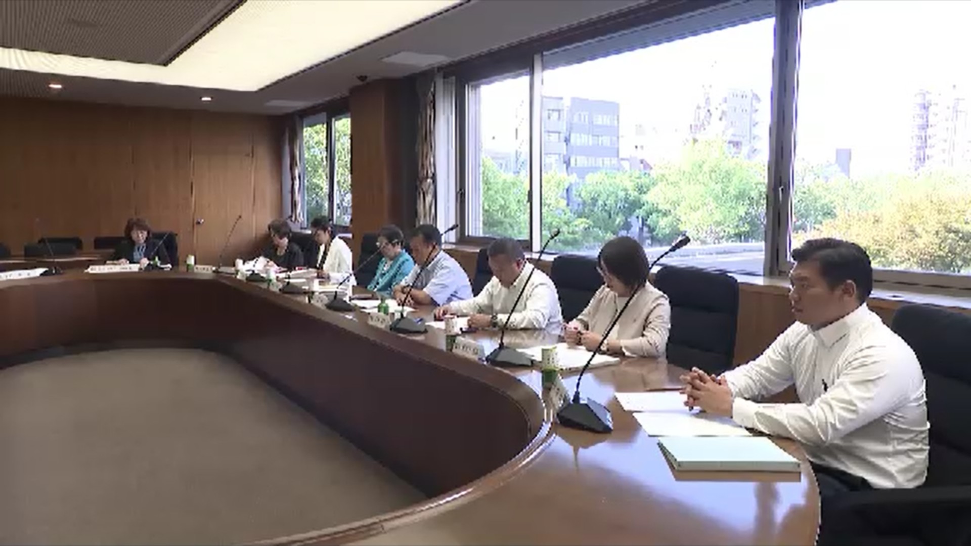 「福岡県職員は議員へのお礼も2次会もNG」 県議会が“過度な配慮”見直し検討 県は「不当な要求から職員を守る」条例案を9月議会に提出へ