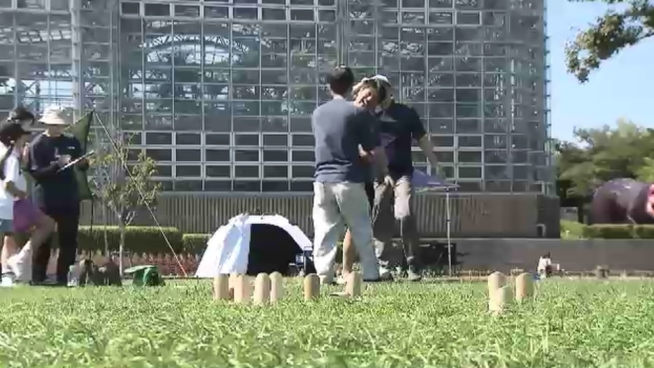 フィンランド発祥「モルック」　北九州市で大会　小学生から80代まで約100人参加　「世代を超えて一緒に楽しめる」　福岡