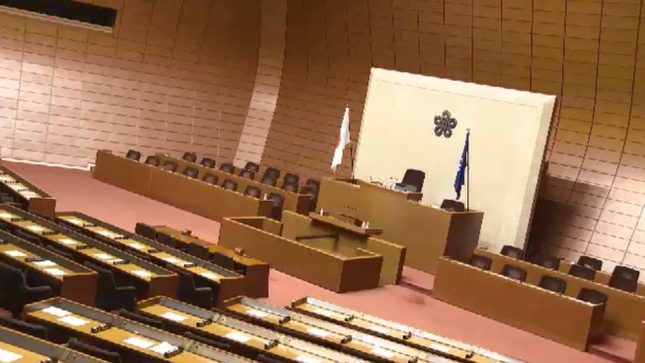 「本当に1日で議論高まるのか」疑問の声も　金銭授受疑惑など解明「百条委員会」設置なるか　福岡県議会が最終日　各会派の対応が焦点に