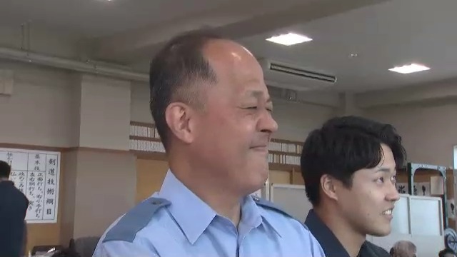 生理痛を男性警察官が疑似体験 女性特有の「見えにくいつらさ」理解して 働きやすさ目指して県警で初の取り組み 福岡