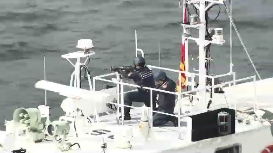 テロを水際で防げ…海上保安部や警察の合同訓練に約100人参加 犯人制圧や毒物対応の手順を確認 福岡・博多港